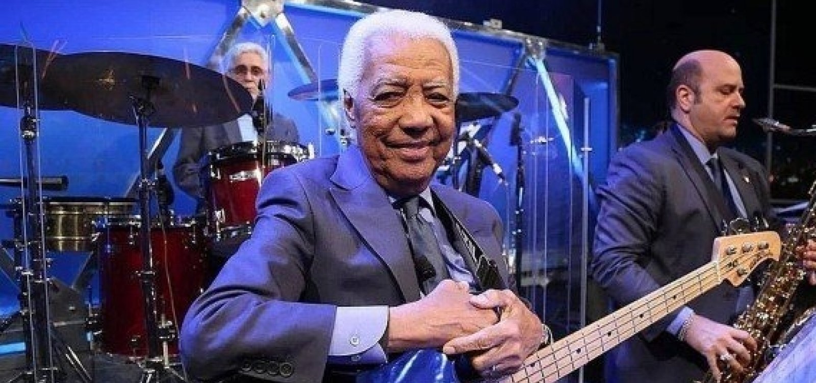 [Morre aos 85 anos o músico baiano Bira, do Sexteto de Jô Soares ]