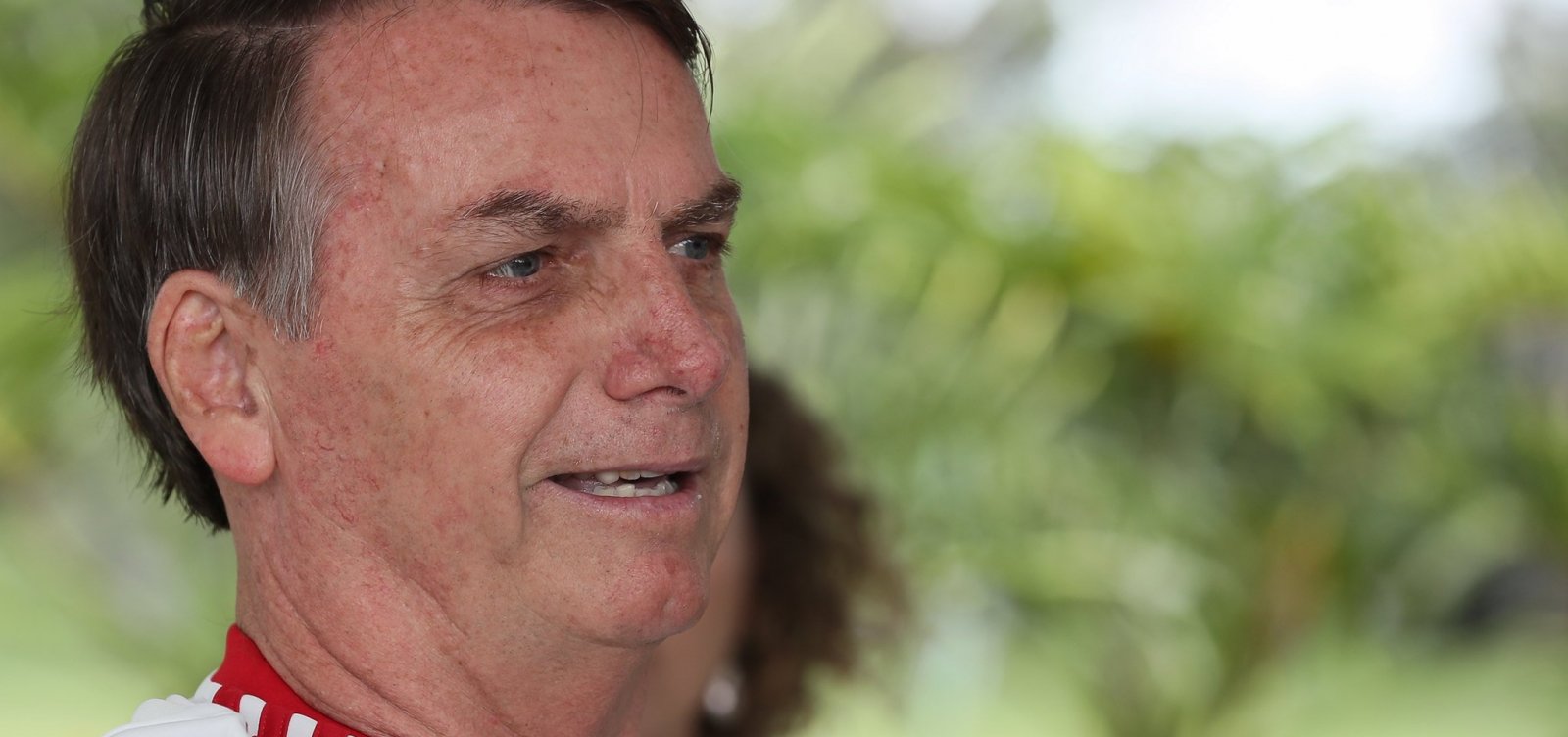 [Bolsonaro diz que reduziu consumo de carne no Alvorada após alta no preço]