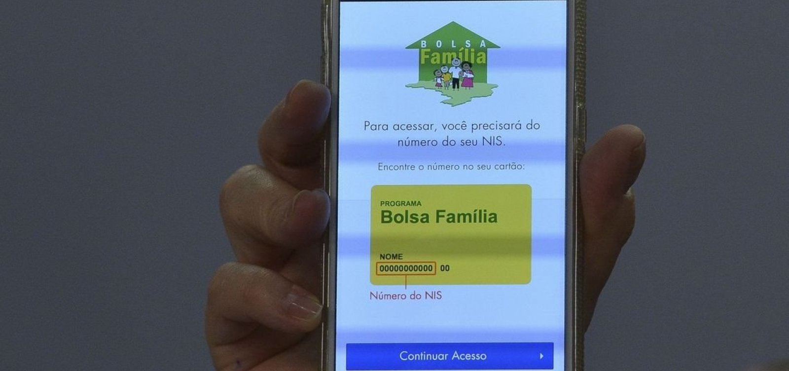 [Governo paga 13º do Bolsa Família com verba de aposentadoria e pensões ]