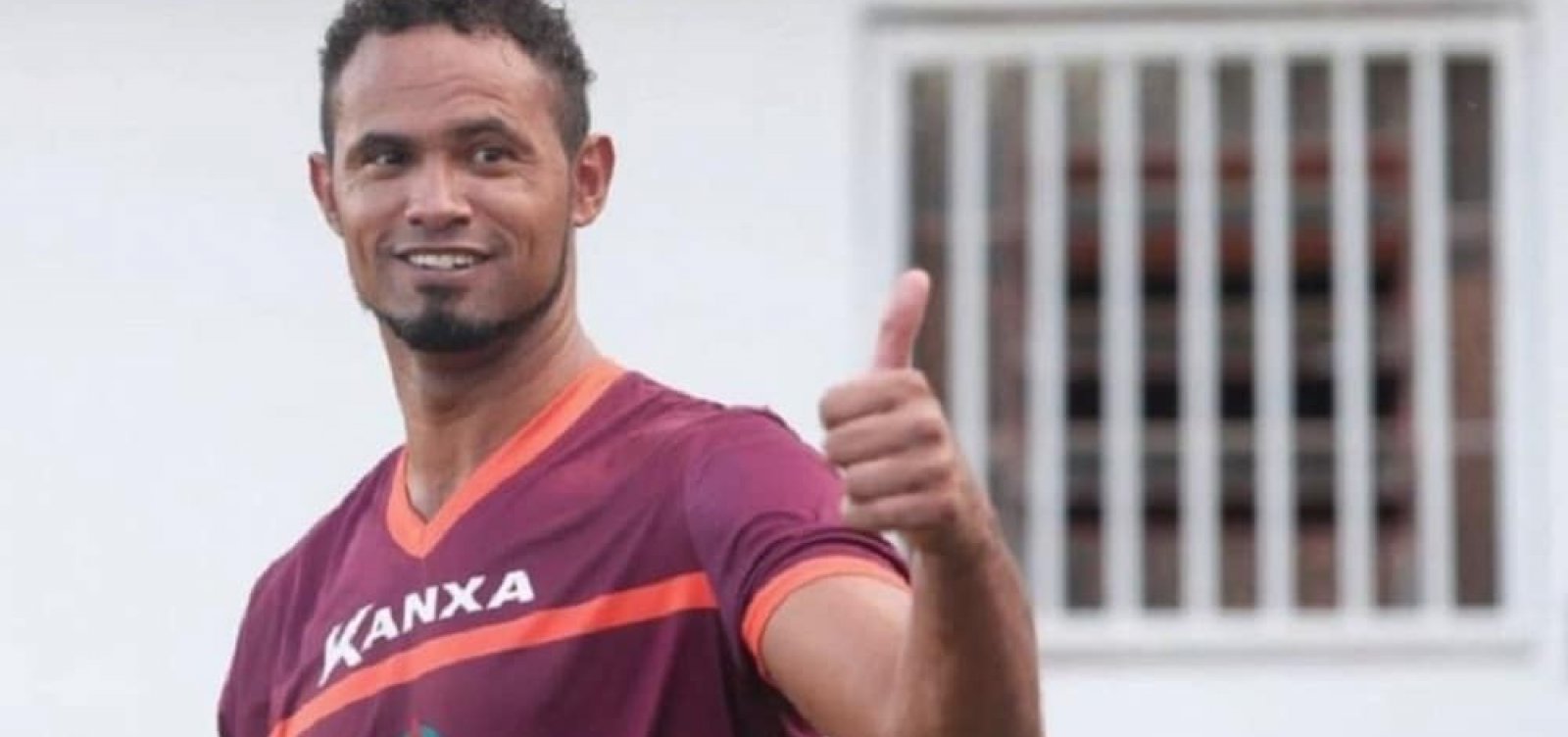 [Fluminense de Feira desiste de contratar goleiro Bruno]