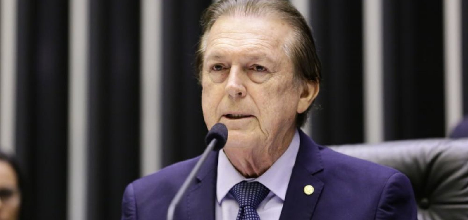 [‘Governo ficou ensandecido para pegar o dinheiro’, diz Luciano Bivar]
