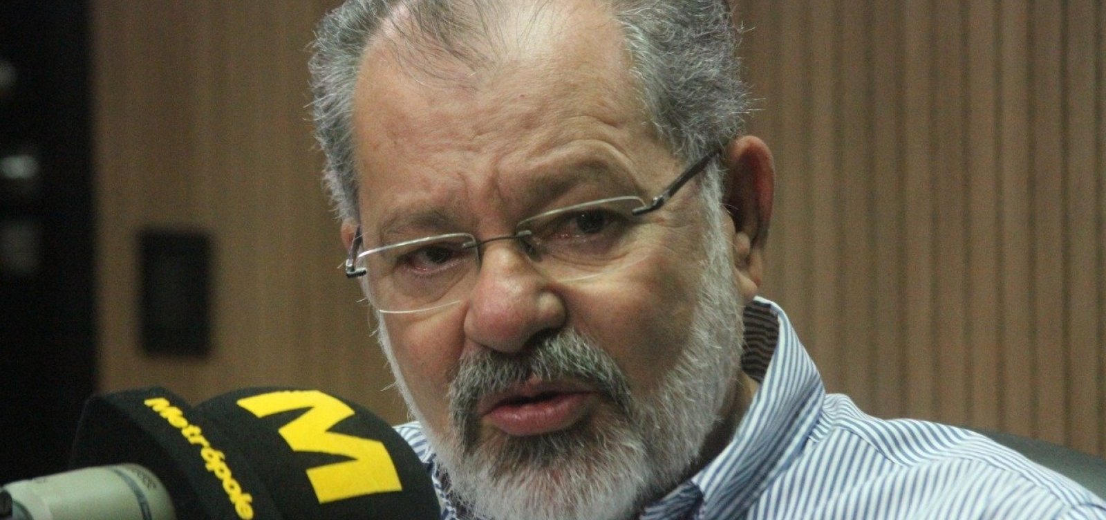 [Tiririca relatou a Nilo que Isidório ‘está tomando’ seu lugar na Câmara]