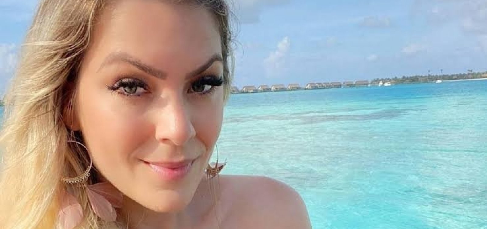 [Renata Fan rebate críticas por foto de biquíni: 'Quem acha que é machismo não me conhece']