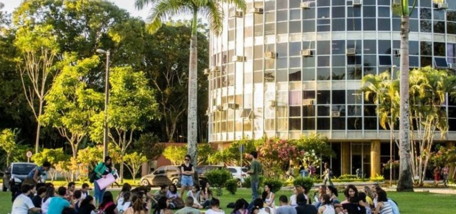 [Uesc: reitor e vice eleitos tomam posse para quadriênio 2020-2024]