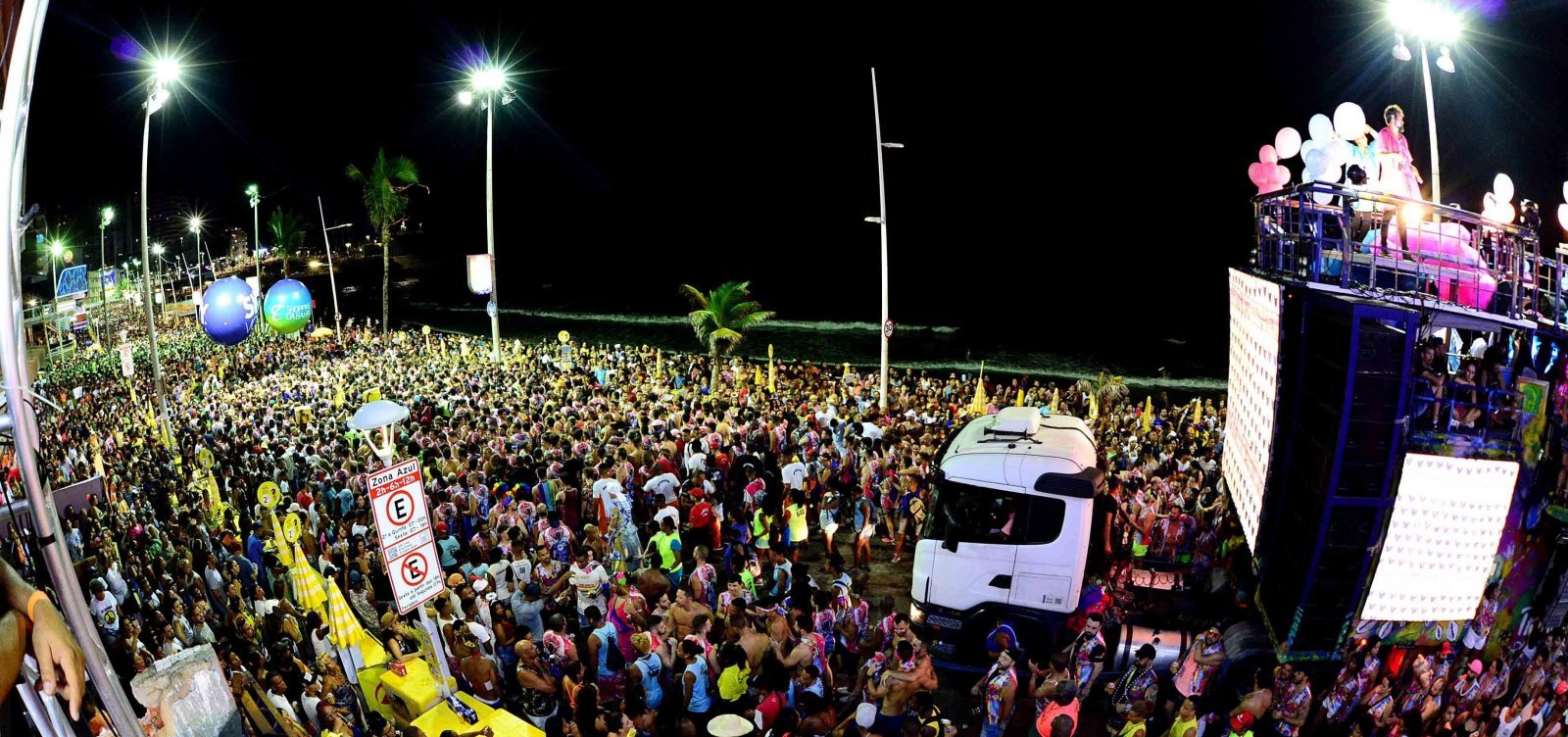 [Segunda-feira de Carnaval tem Mudança do Garcia, Psirico e Kannário; confira programação]