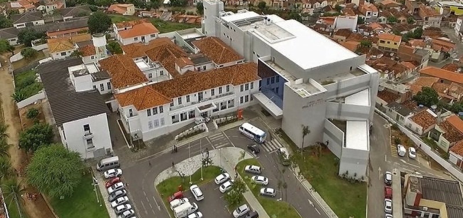 [Mulher que saiu da Itália é internada em Jequié com suspeita de coronavírus, diz hospital]