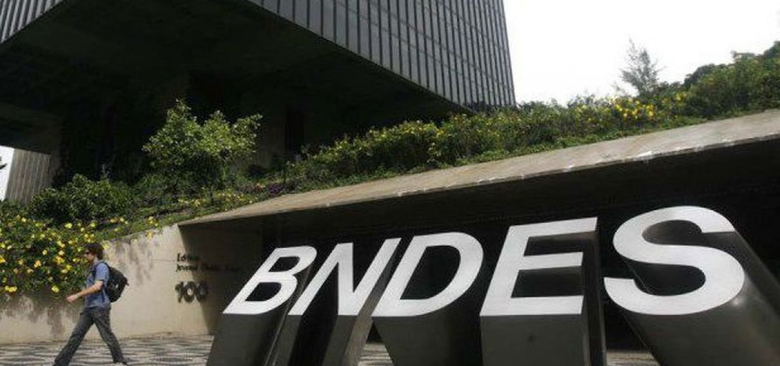 [Após decisão do STF, BNDES terá que abrir caixa-preta dos salários de funcionários]