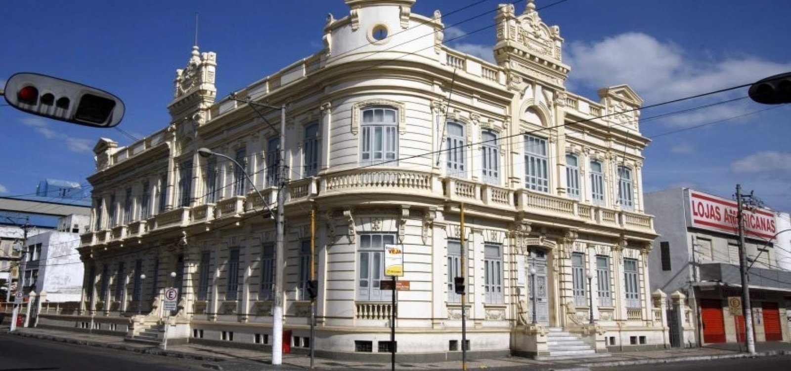 [Após confirmação de caso de coronavírus, prefeitura de Feira vai instalar comitê para definir ações]