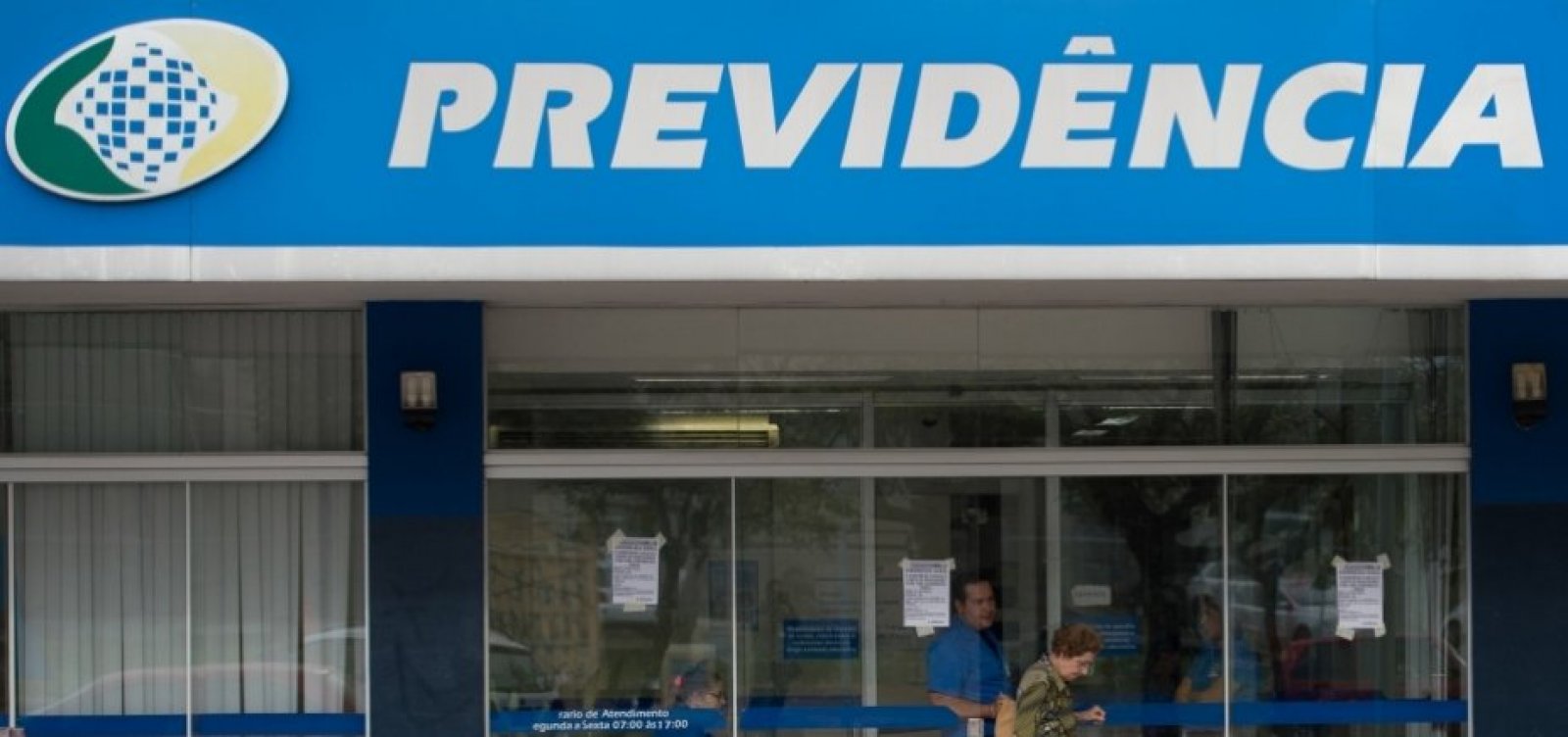 [Atendimento presencial está suspenso nas agências do INSS em todo o país]