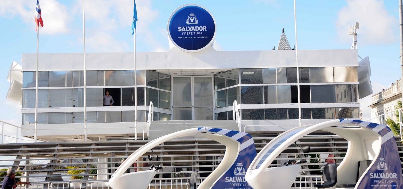 [ACM Neto sanciona Reforma da Previdência Municipal]