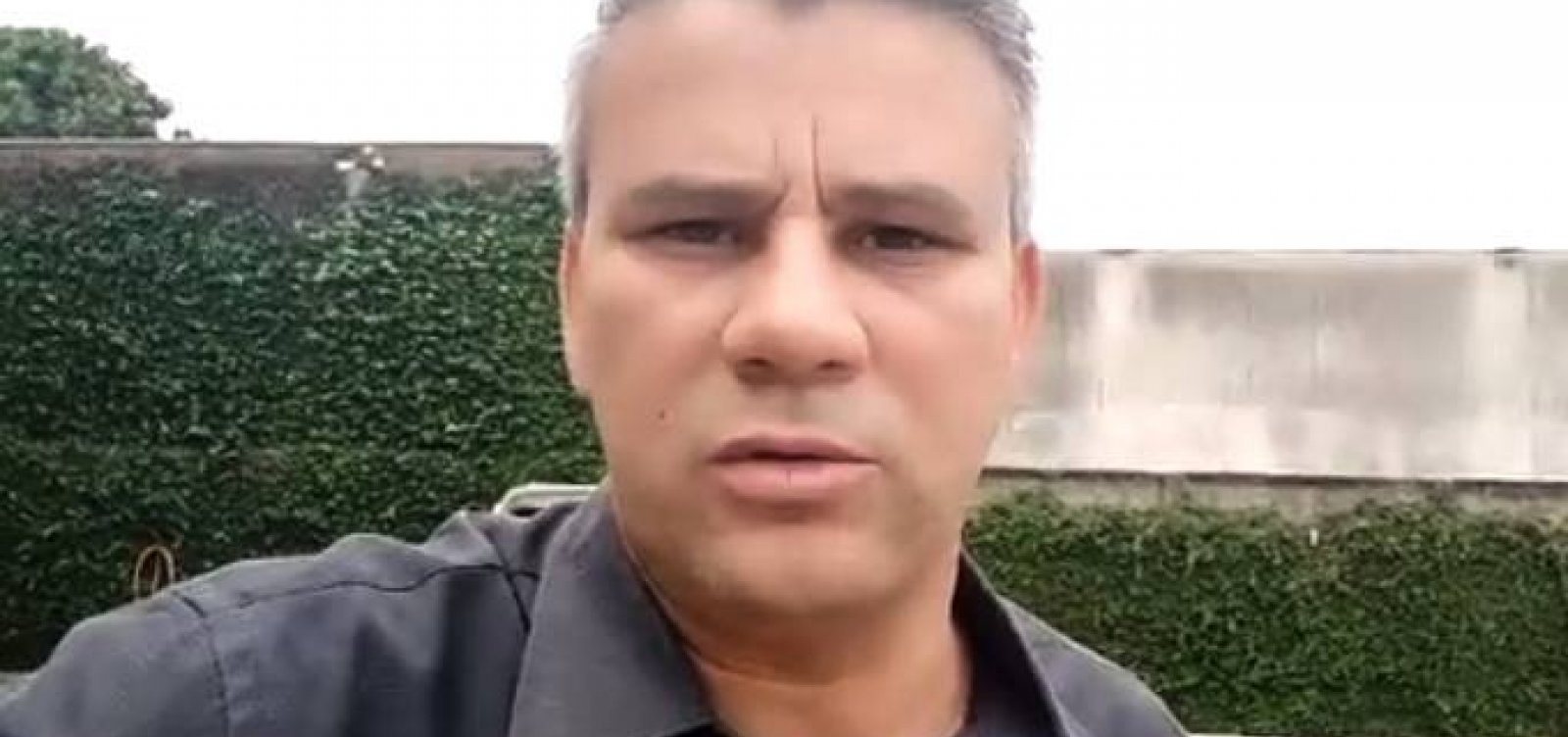 ['Bolsonaro está louco', afirma líder dos caminhoneiros ]