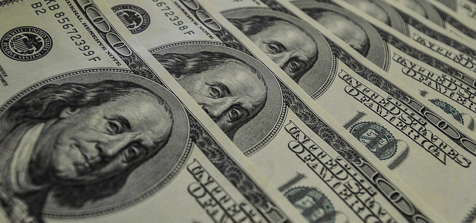 [Dólar sobe e é vendido a R$ 5,26]