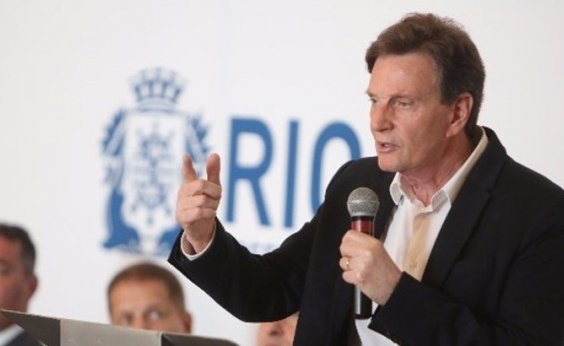 [Prefeito do Rio de Janeiro vai doar salário para fundo contra coronavírus]