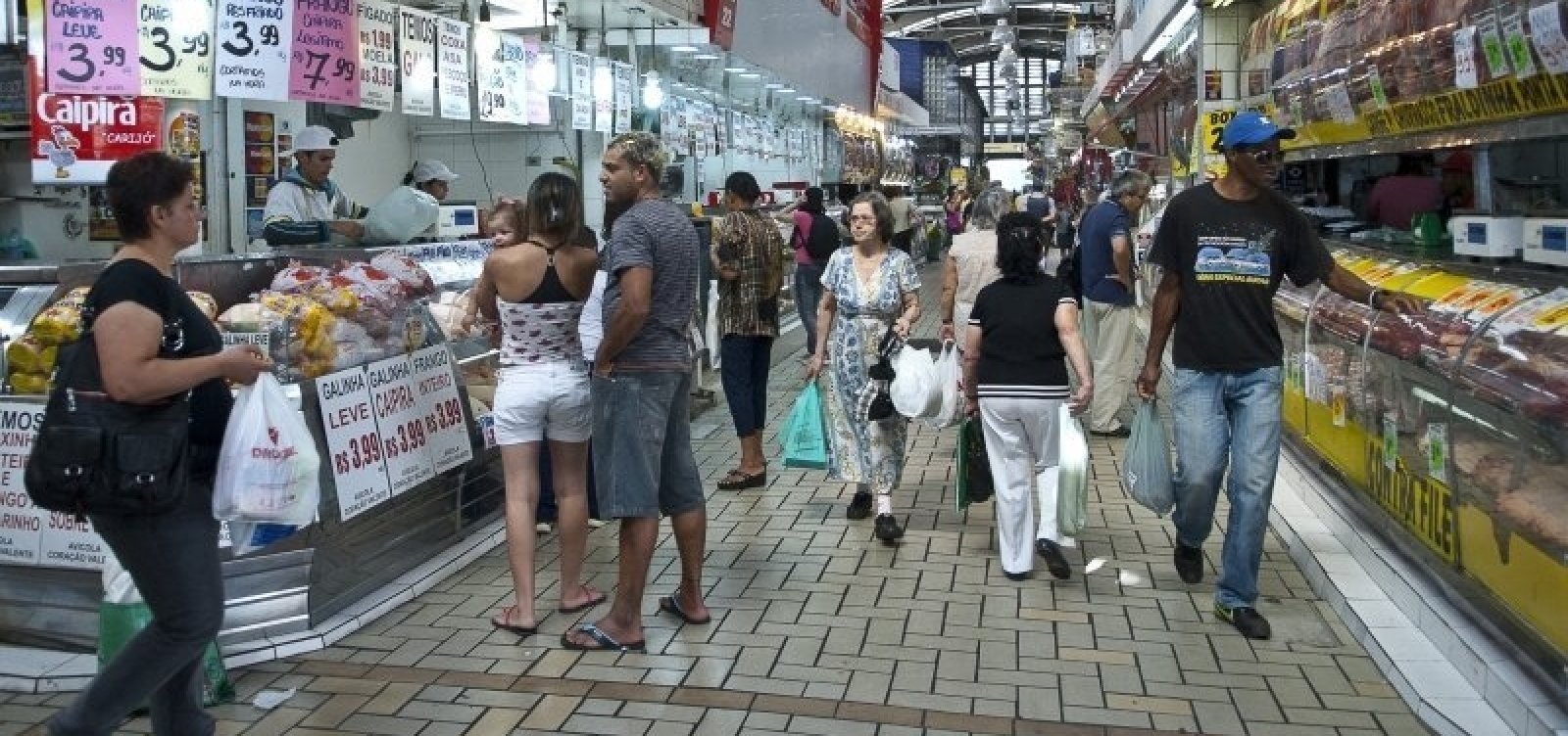 [Ribeira do Pombal e Valente reabrem comércio a partir desta segunda]