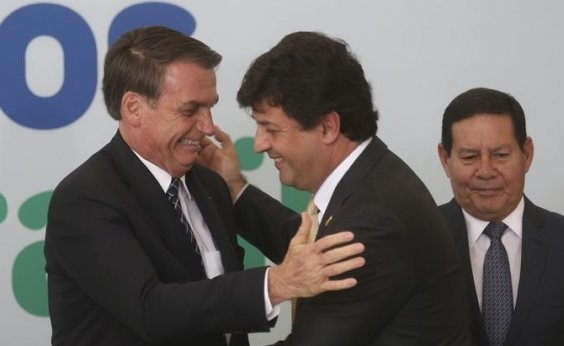 [Vice-presidente Mourão diz que Mandetta continua no Ministério da Saúde]