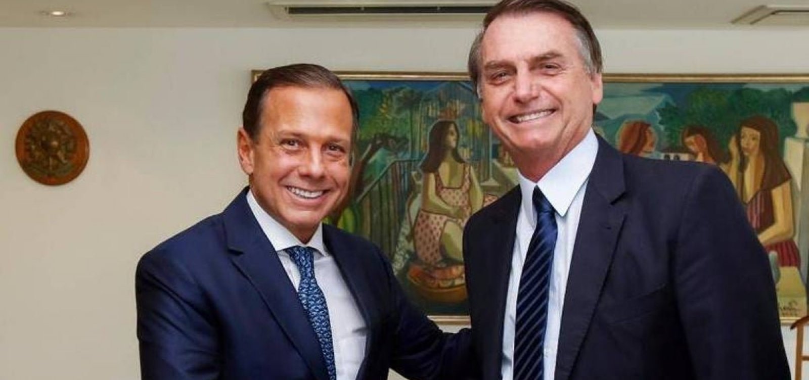 [Bolsonaro cobrava investigações da PF sobre Rodrigo Maia, Doria e Witzel]