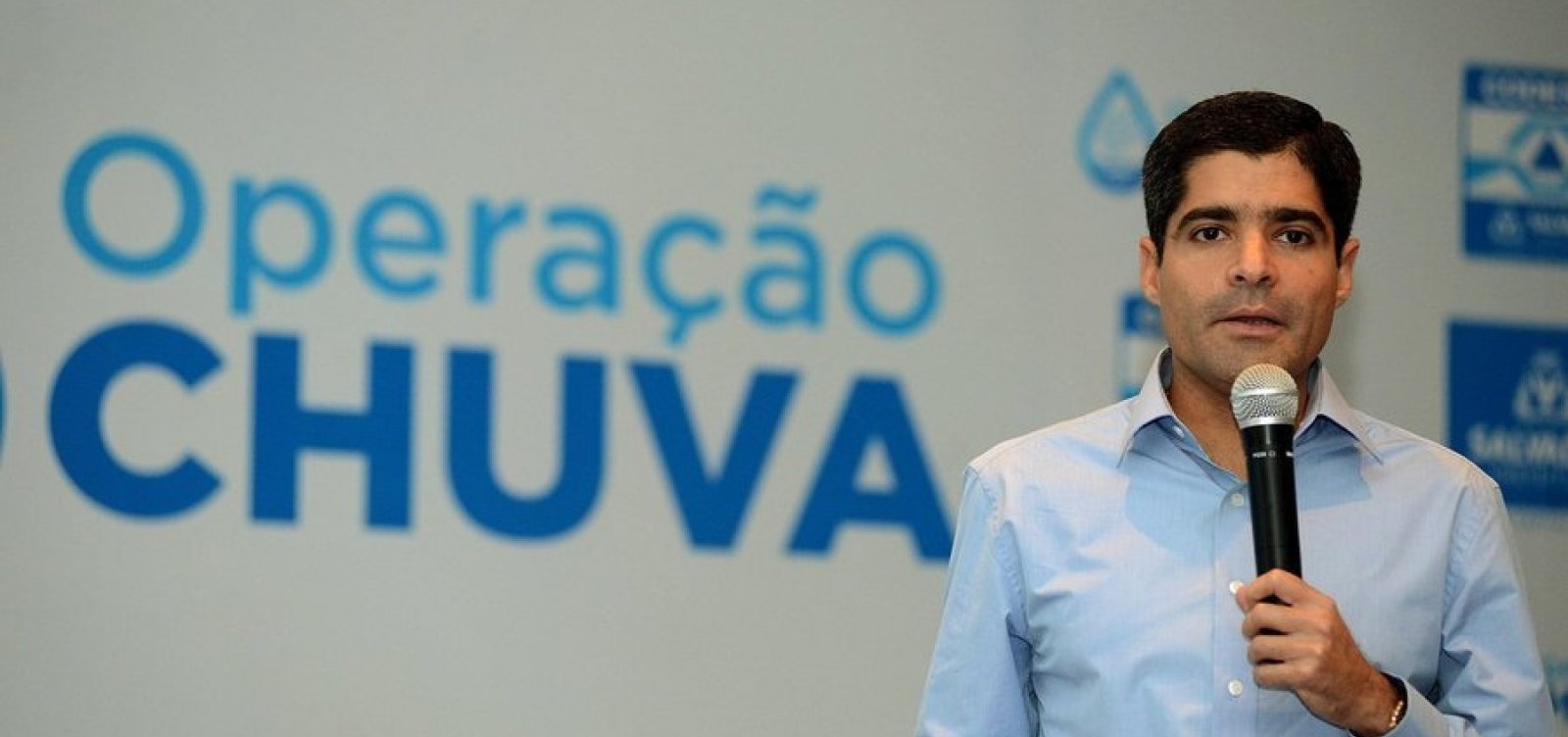 [Chuva pode adiar começo de restrições duras nos bairros de Salvador, reitera ACM Neto]