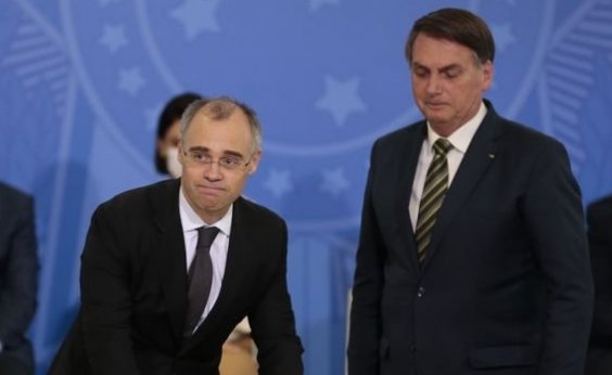 [Ministro da Justiça, André Mendonça compara caso Moro a Watergate]