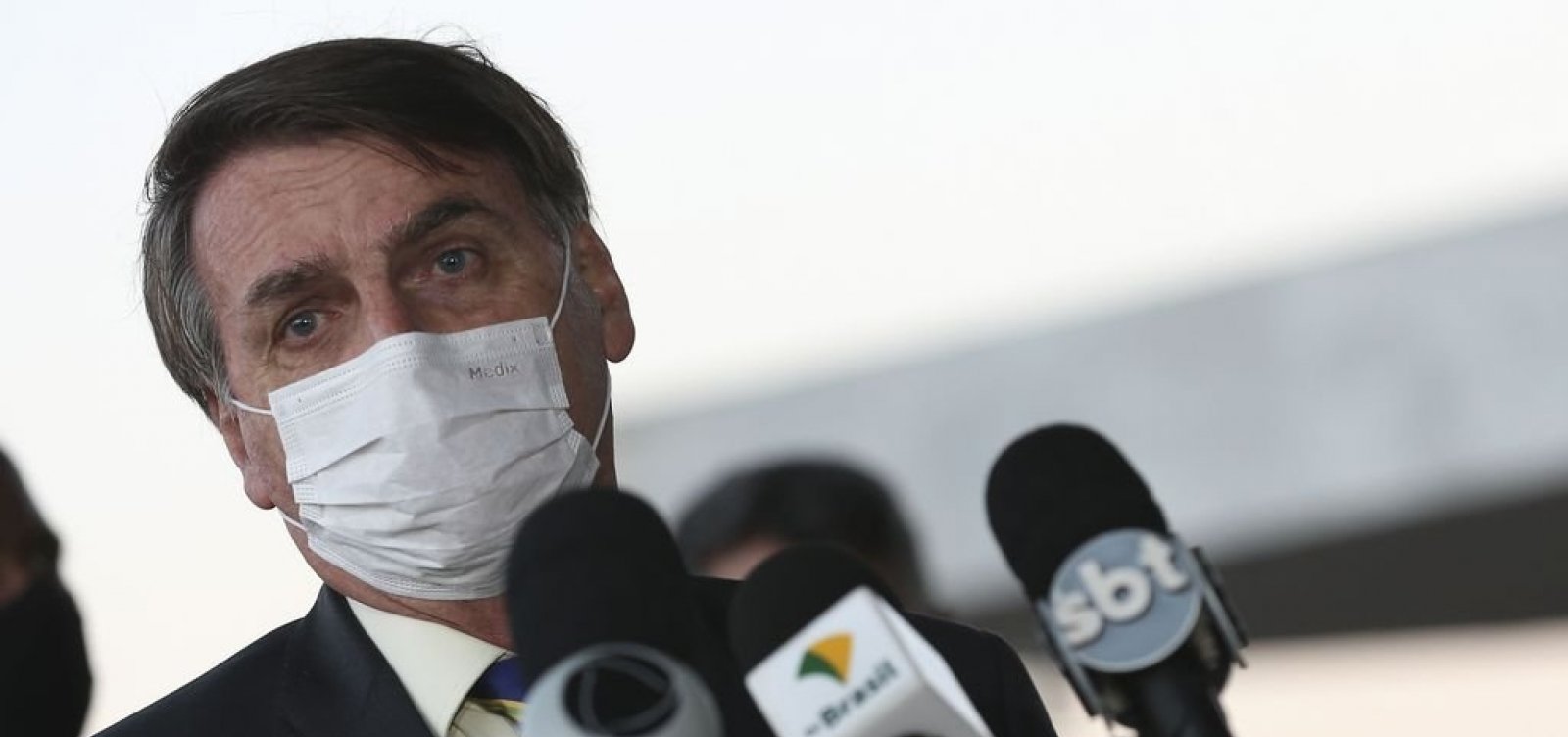 ['Quem não quiser trabalhar, que fique em casa', diz Bolsonaro após recorde de mortes]