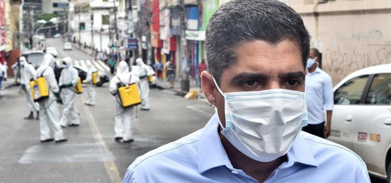 ['Não me sobra tempo para ver bobagem', diz Neto sobre ataque de Carlos Bolsonaro]