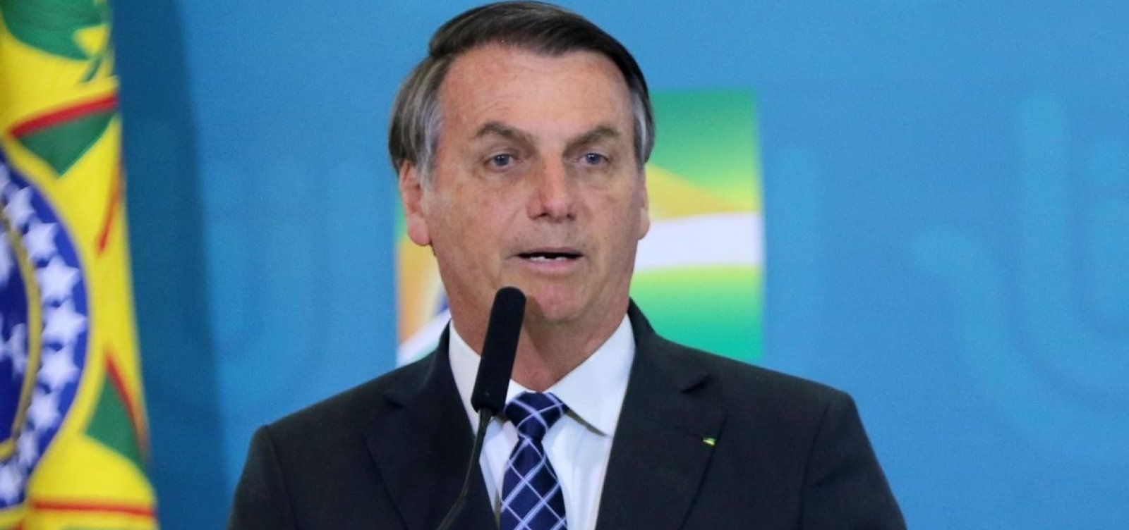 ['Não posso ser surpreendido com notícias. Pô, eu tenho a PF que não me dá informações', diz Bolsonaro]