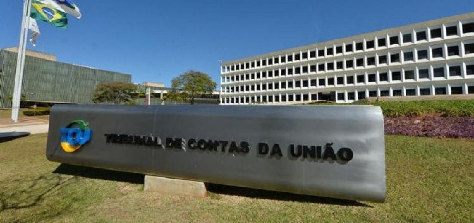 [TCU manda Banco do Brasil retirar publicidade em sites acusados de espalhar fake news]