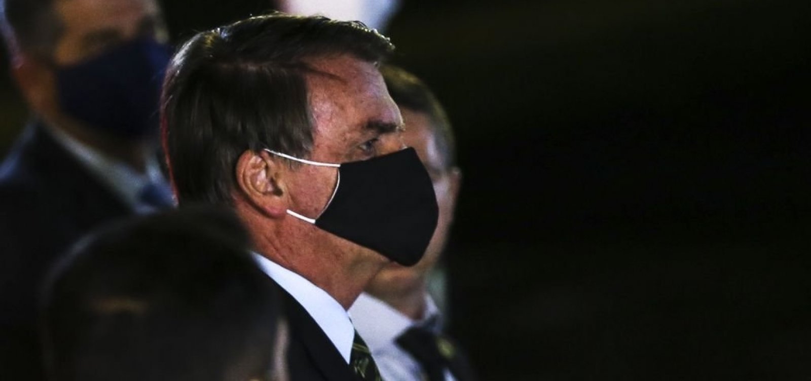 [Bolsonaro diz não estar preocupado em depor à PF no inquérito das fake news]