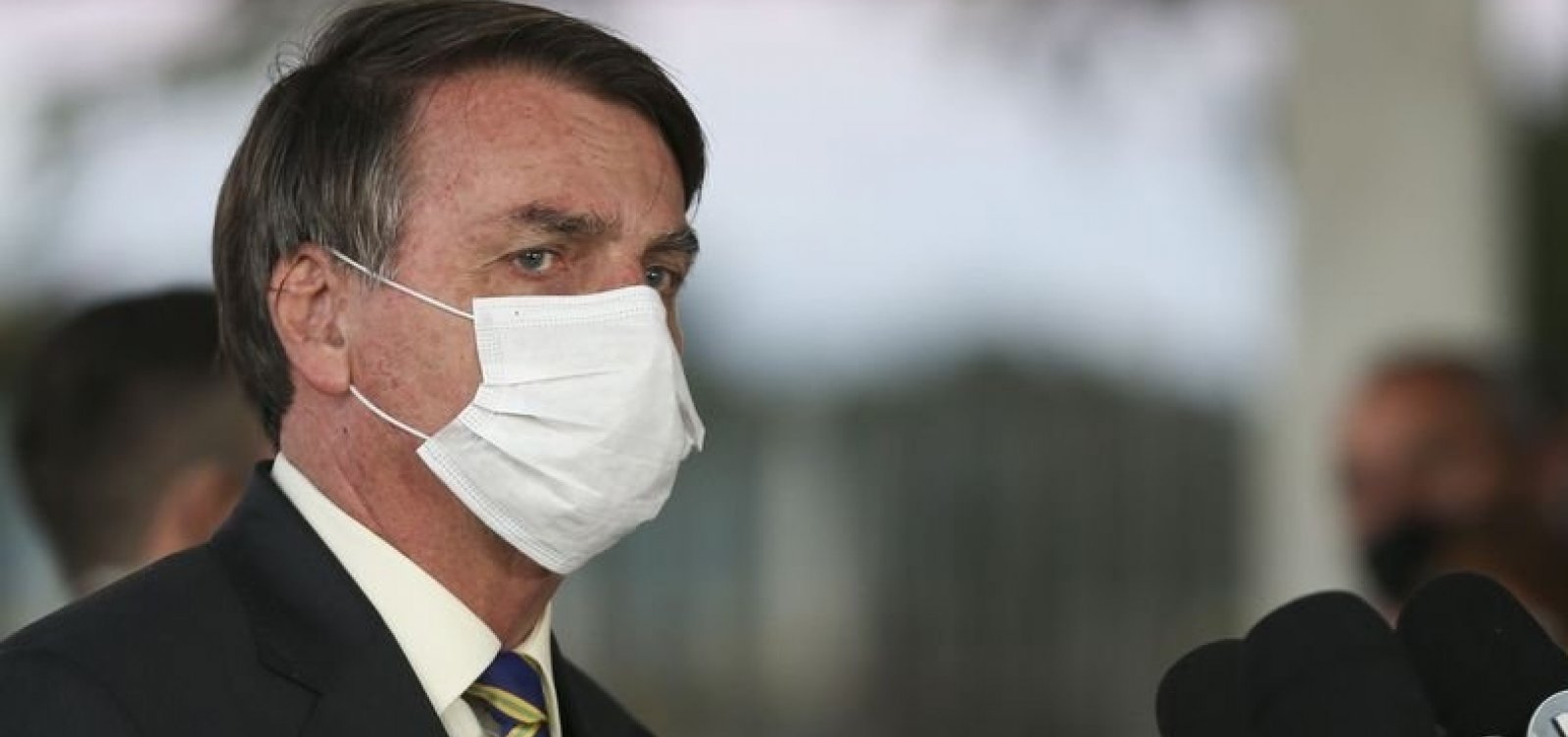 [Bolsonaro ameaça deixar a Organização Mundial da Saúde]