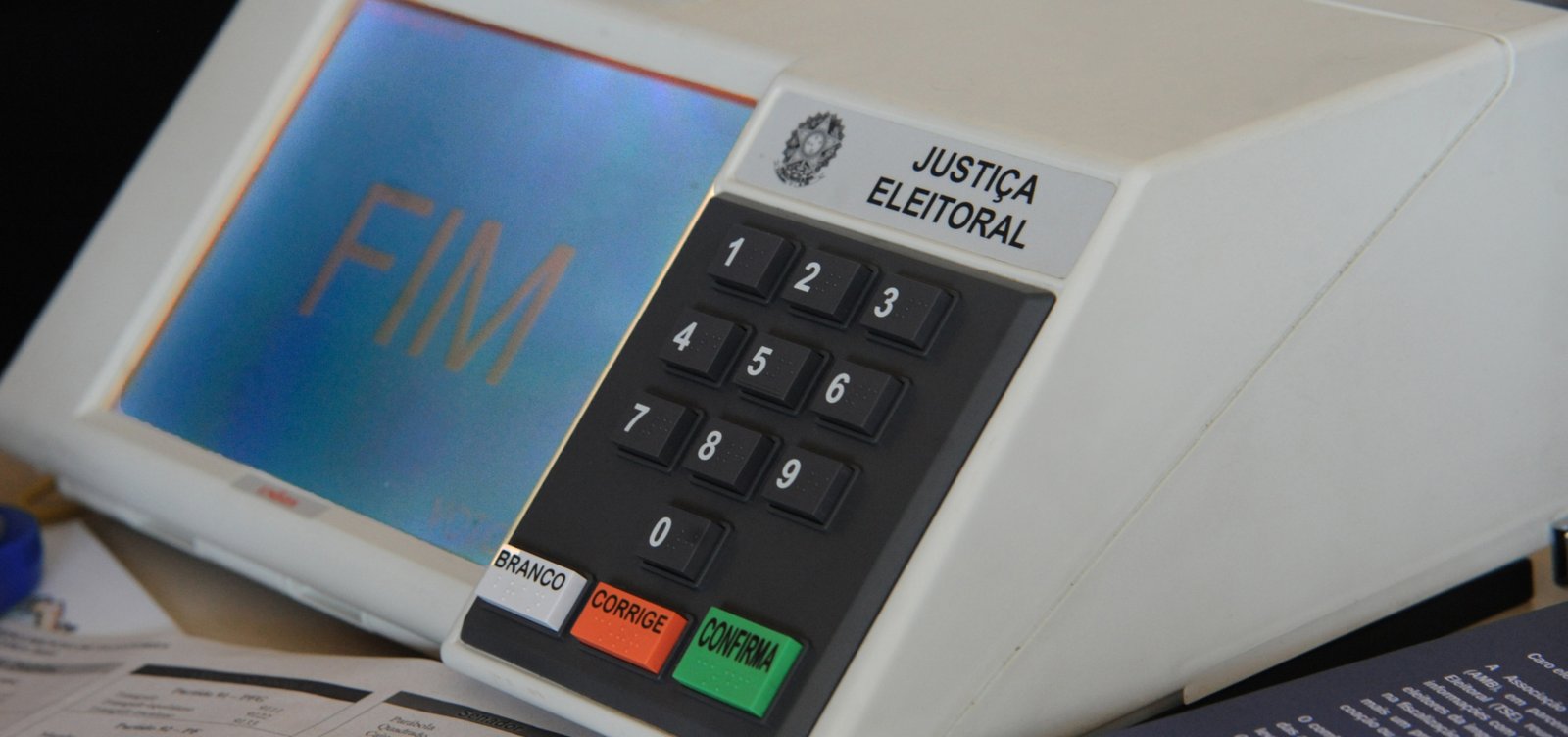[Câmara pode votar hoje projeto que adia eleição municipal]