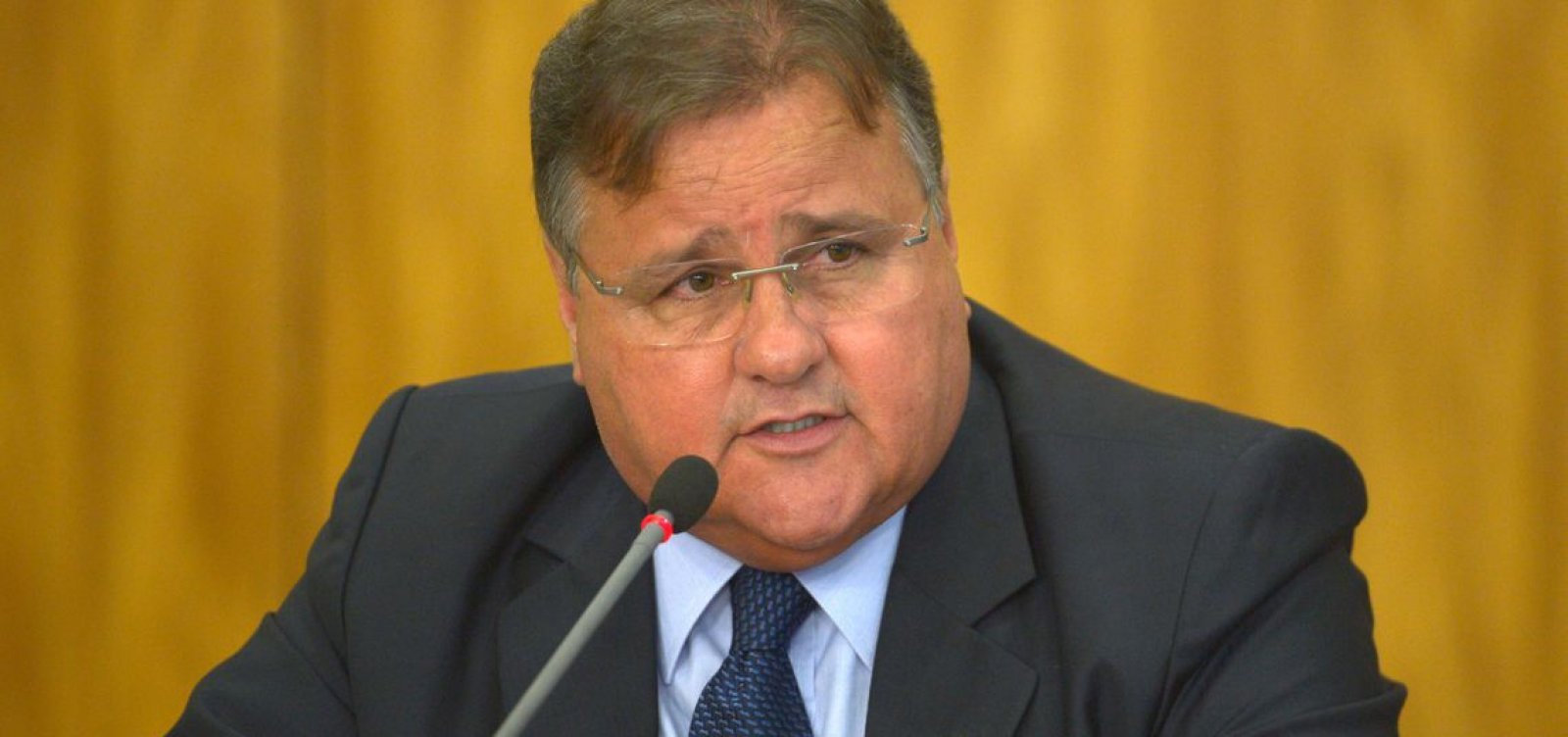 [Geddel Vieira Lima é diagnosticado com coronavírus]