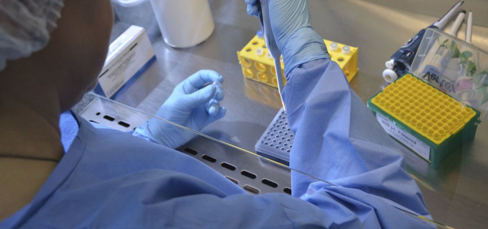 [Brasil registra 2.074.860 pessoas infectadas pelo novo coronav&iacute;rus]