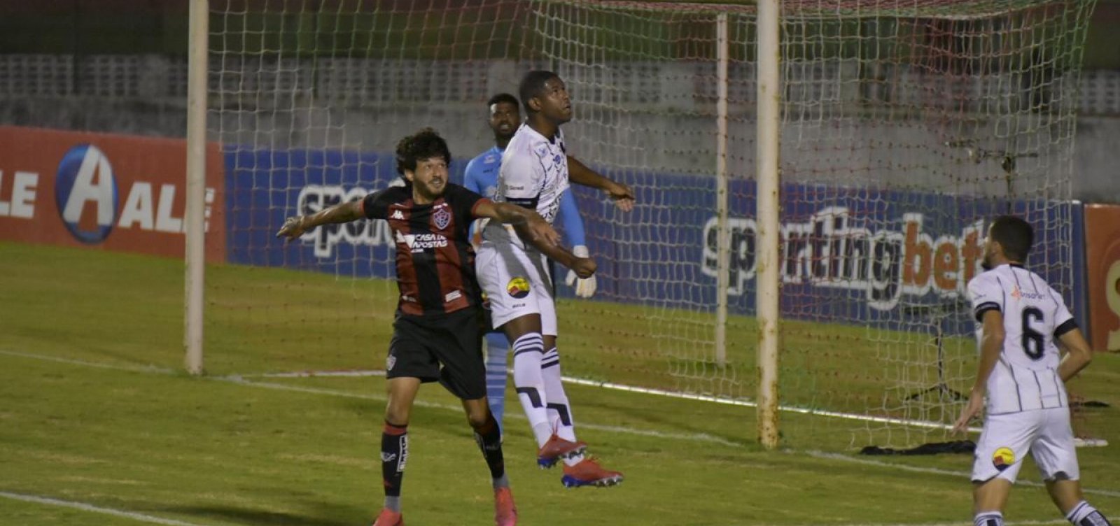 [Vitória empata com Botafogo-PB na volta do Nordestão e pega Ceará nas quartas]