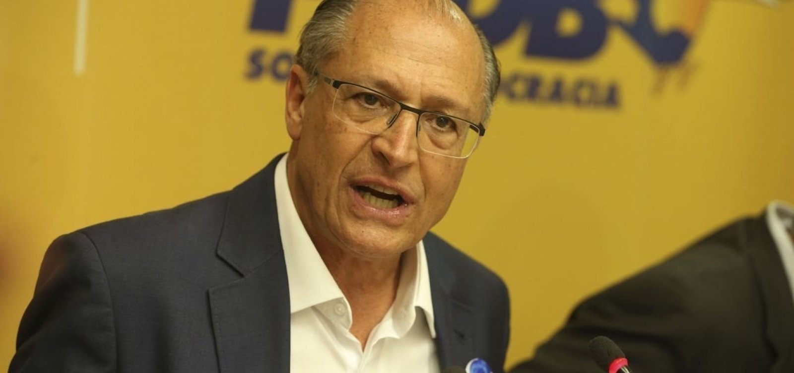 [MP denuncia Alckmin por falsidade ideológica, corrupção passiva e lavagem de dinheiro]
