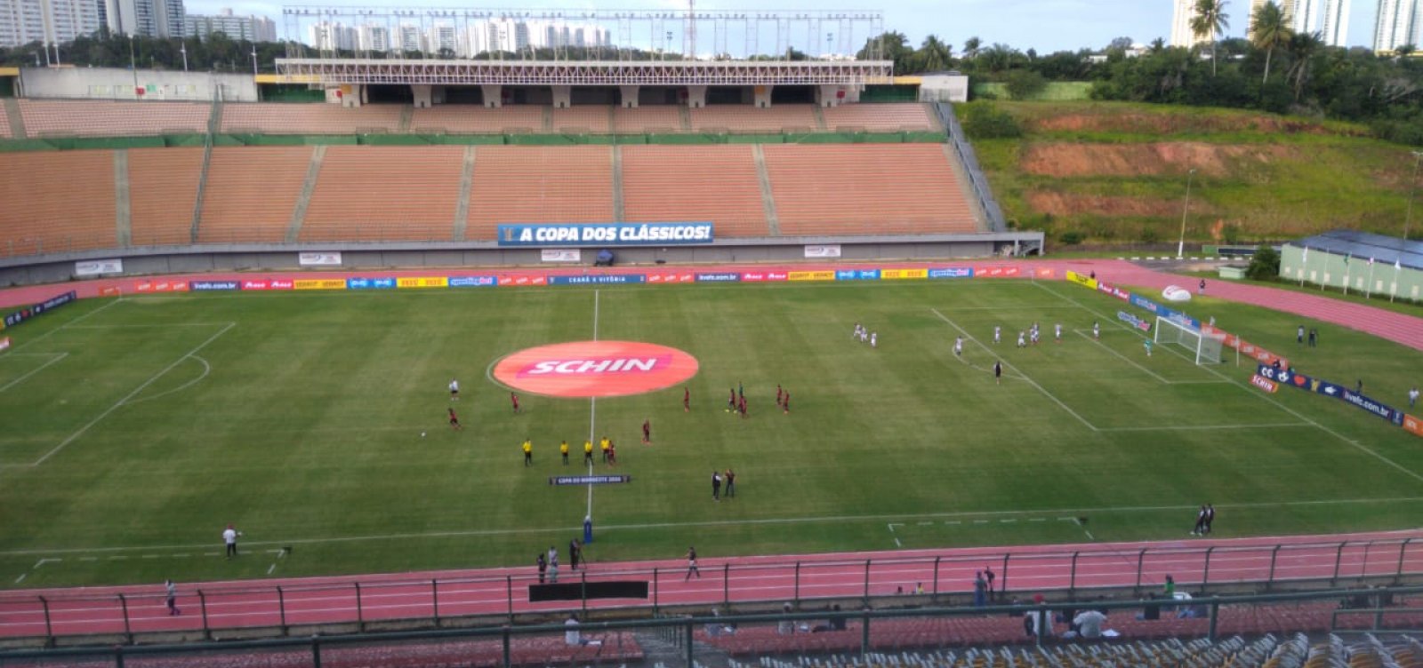 [Vitória perde para o Ceará e é eliminado do Nordestão]