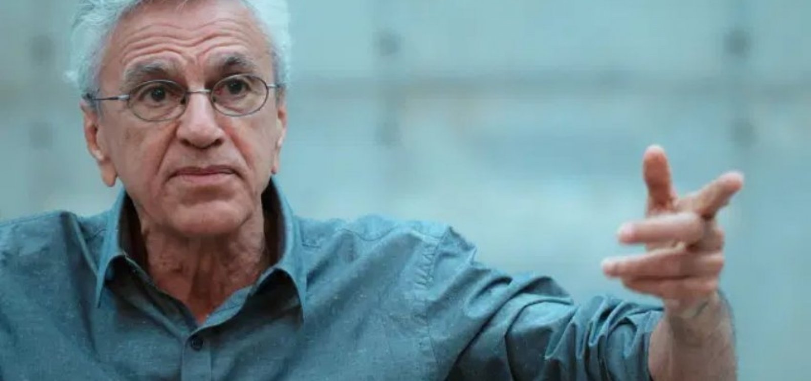 ['Bolsonaro é confuso e incompetente', diz Caetano em entrevista ao The Guardian]