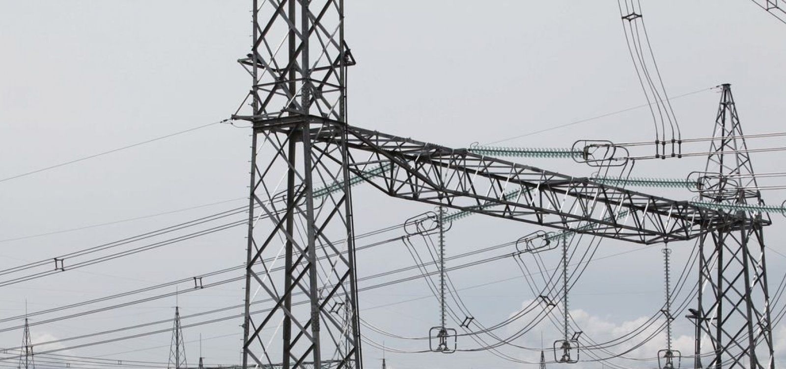 [Governo volta a permitir corte de energia por falta de pagamento]