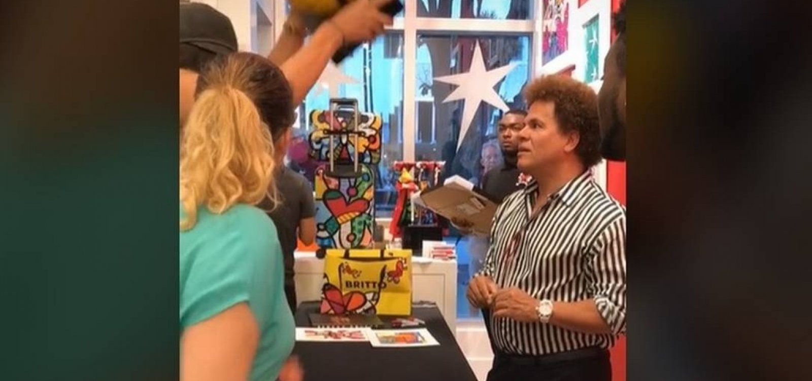 Romero Britto diz que vídeo é de 2017: [Romero Britto diz que vídeo é de 2017: