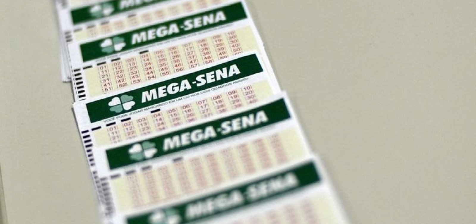 [Mega Sena acumula e deve pagar R$ 33 milhões na quarta]