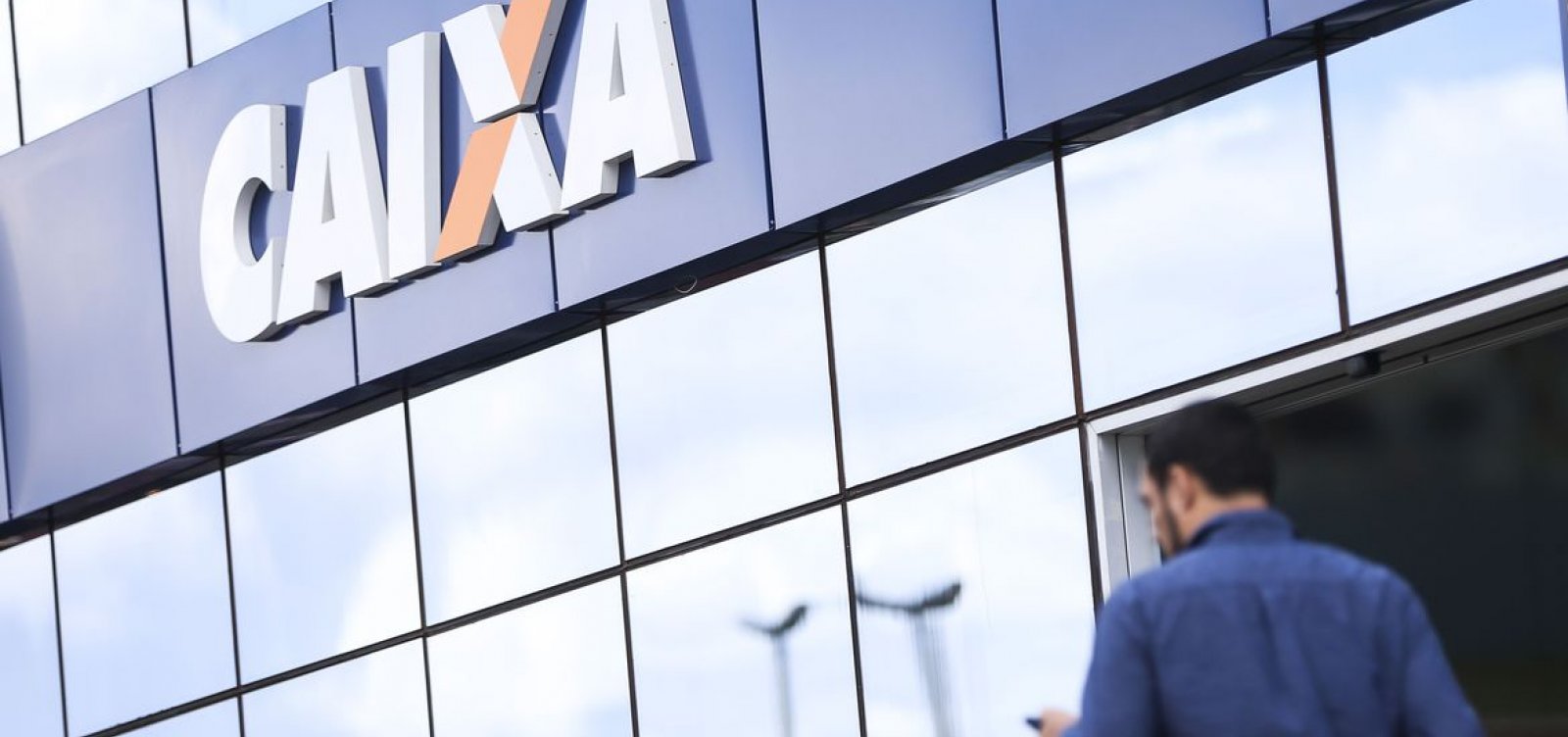 [Auxílio Emergencial: 770 agências da Caixa abrirão neste sábado para atendimento aos beneficiários ]