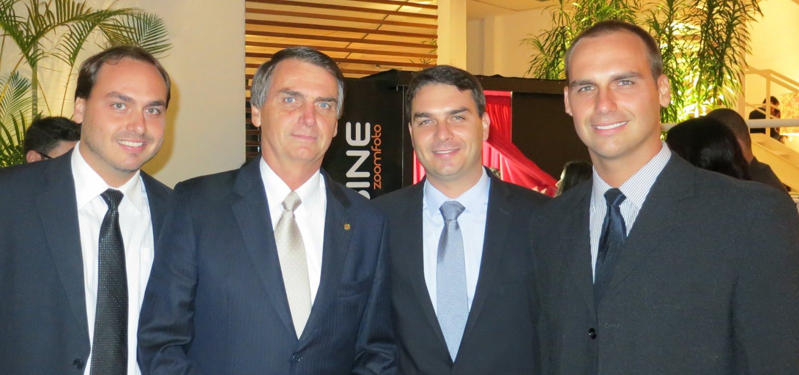 [Família Bolsonaro quer interferir no Ministério Público do Rio, diz jornal]