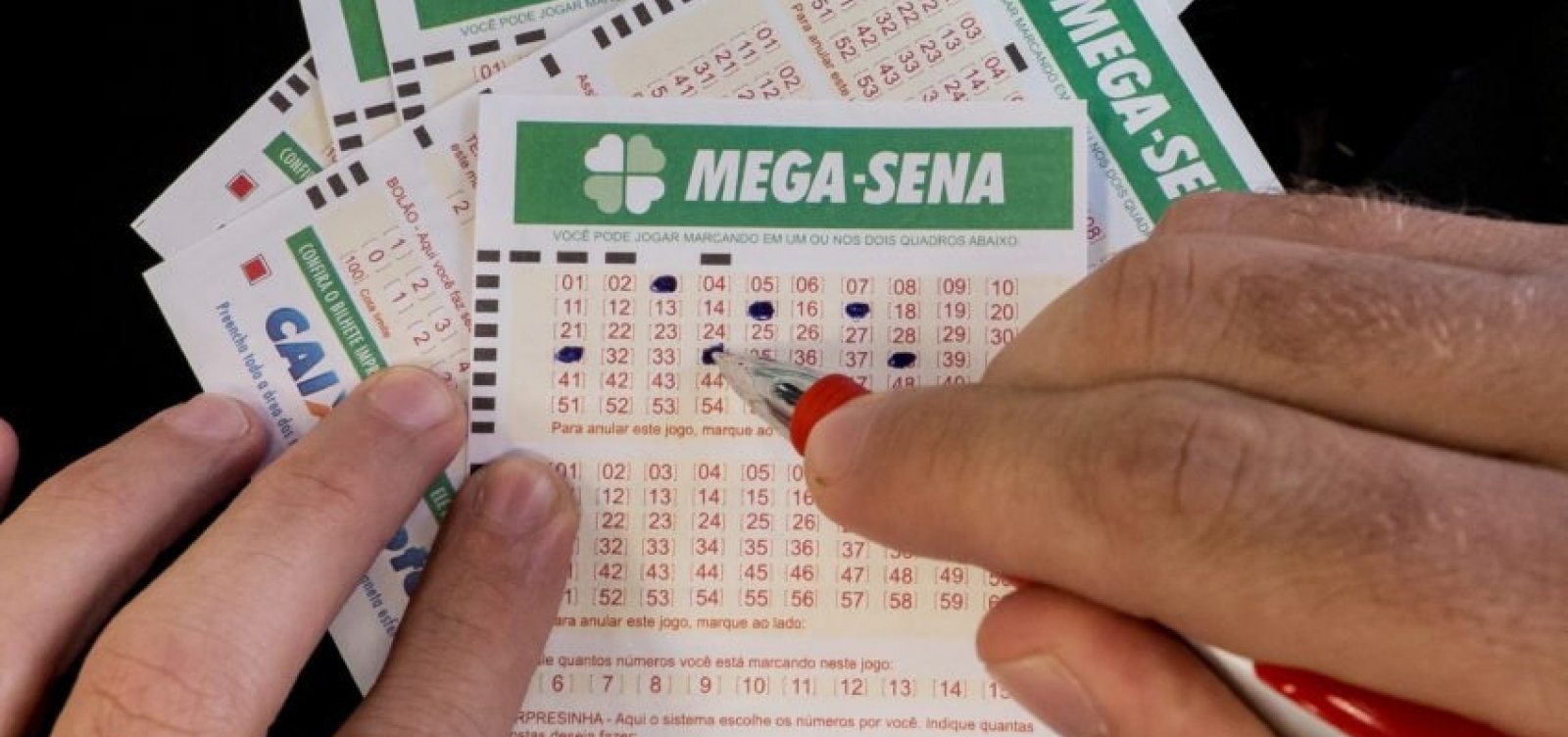 [Mega-Sena pode pagar R$ 40 milhões neste sábado]