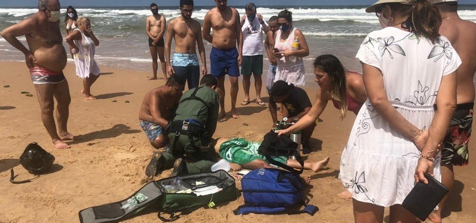 [Mulher de 37 anos morre afogada em praia de Barra do Jacuípe]