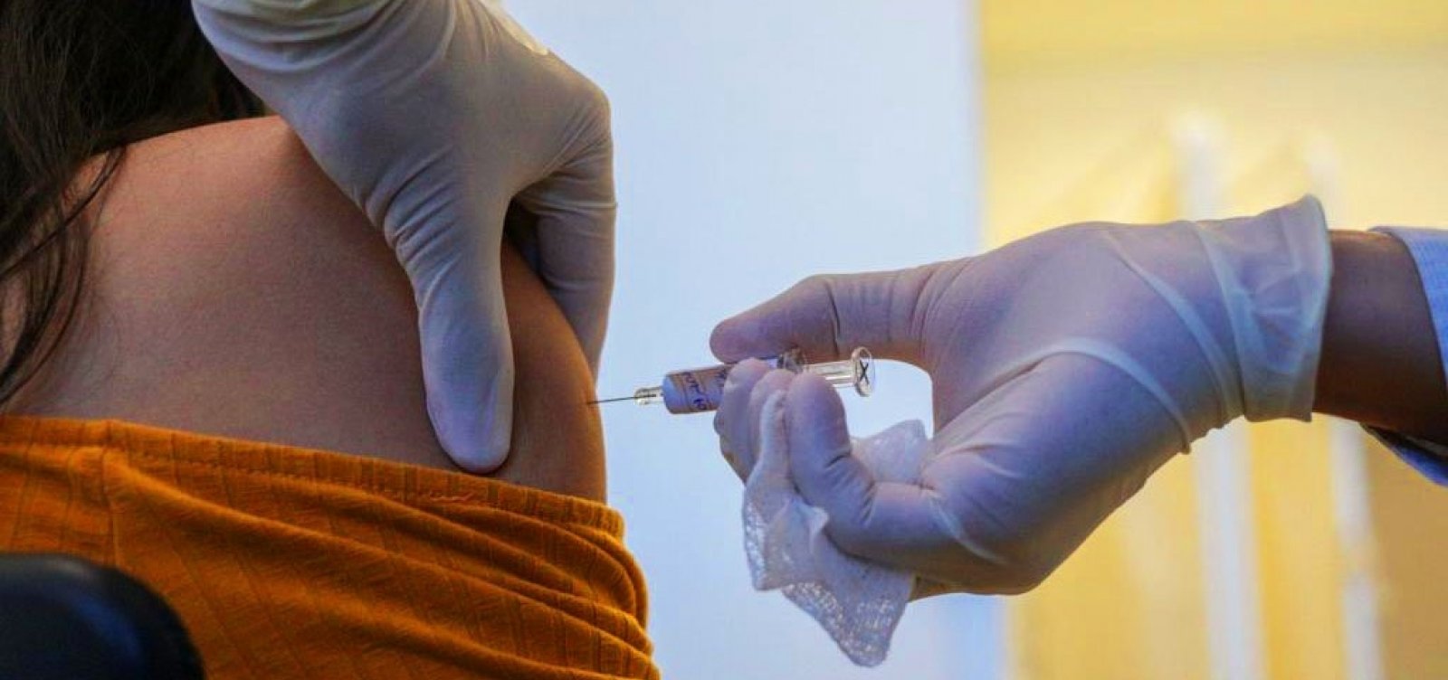 [Covid-19: vacina desenvolvida em parceria entre Estados Unidos e Bélgica será testada na Bahia]