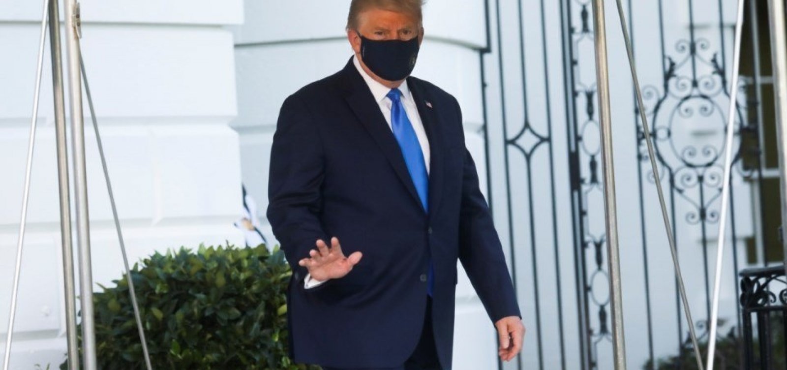 [Tratamento de Trump para Covid-19 n&atilde;o inclui cloroquina ]