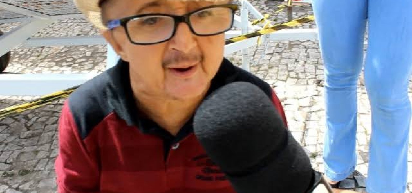 [Humorista Jotinha é internado em estado grave com suspeita de Covid-19]