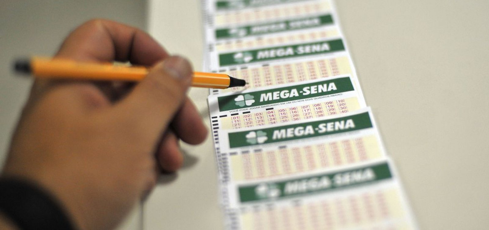 [Mega-Sena sorteia nesta quarta-feira pr&ecirc;mio de R$ 22 milh&otilde;es]