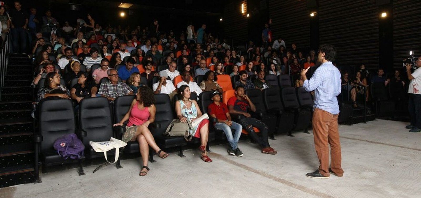 [Produtores culturais voltam a criticar burocracia da Secult por atrasos de pagamentos]