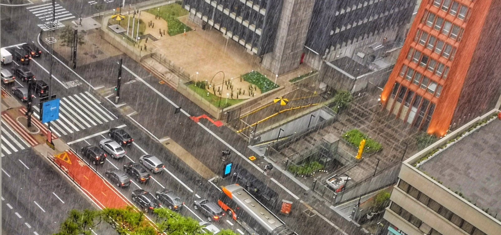 [Após aumento de internações, São Paulo prorroga quarentena no estado]